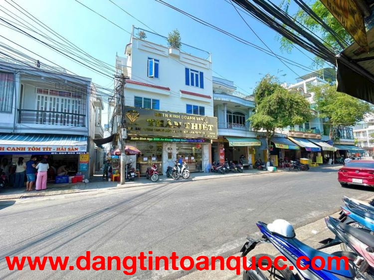 Bán nhà đẹp - Vị trí đắc địa - Cách Tháp Bà, Nha Trang chỉ 300m và 3 phút đi bộ ra biển