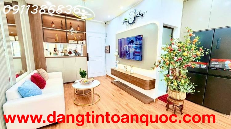 ????Chung cư F5 Trung Kính 60m 2PN Nội thất chất chơi, 6.68 tỷ TT Cầu Giấy
