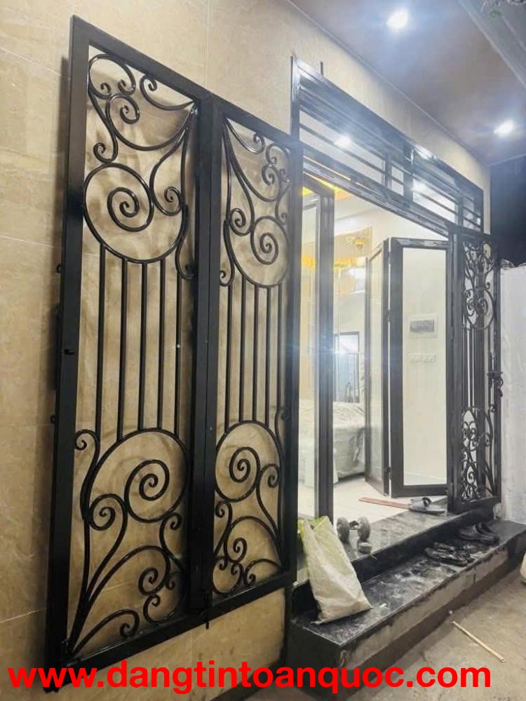NHÀ NHỎ XINH - 5 TẦNG ĐỦ CÔNG NĂNG SỬ DỤNG - MẶT TIỀN ĐẸP - GẦN Ô TÔ - VIEW THOÁNG TRƯỚC MẶT - SỔ ĐỎ