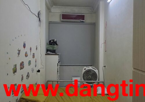 Chính chủ Bán nhà mặt tiền số 90B phố Cầu giấy, quận Cầu giấy HN