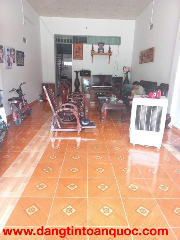 BÁN NHÀ MẶT TIỀN ĐƯỜNG NHỰA 10M, THÔNG TỨ NGẢ Tại Phường Trảng dài, Biên Hòa, Đồng Nai