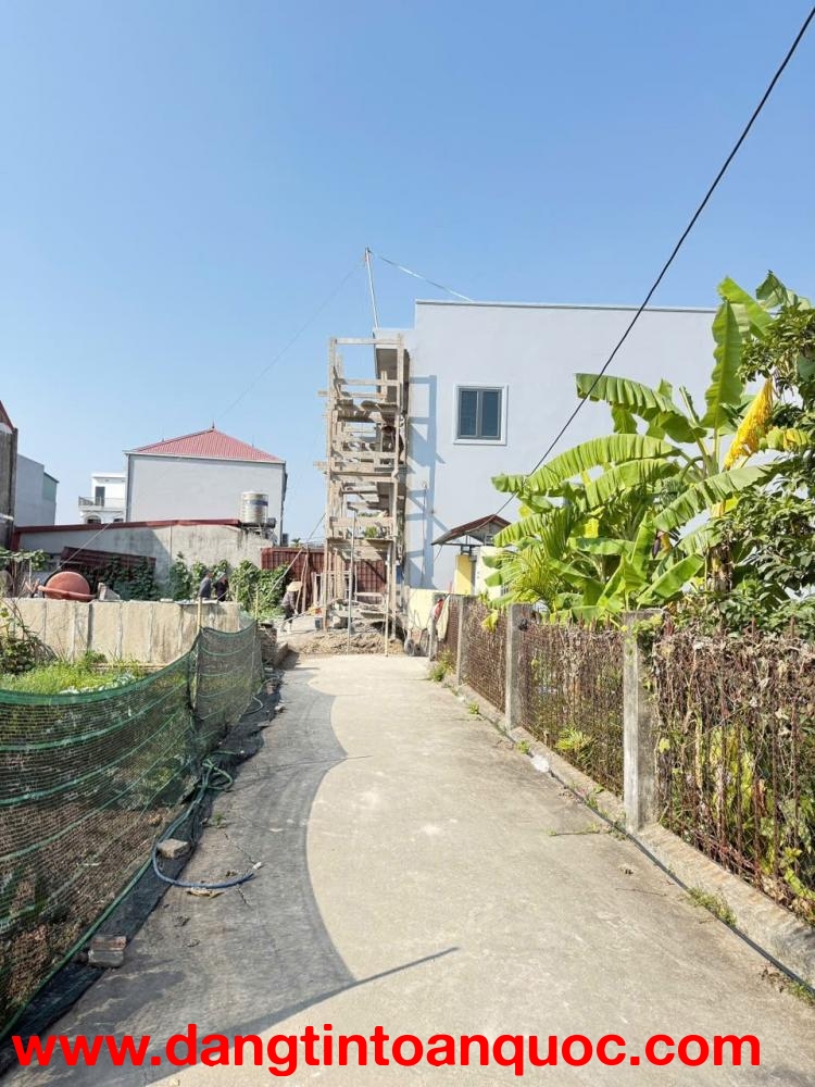 LÔ ĐẤT TUYẾN 2 NGÕ 178 HẢI PHÒNG – VỊ TRÍ ĐẮC ĐỊA - 50m2 - Dương Kinh - Giá 1 tỷ 1xx
