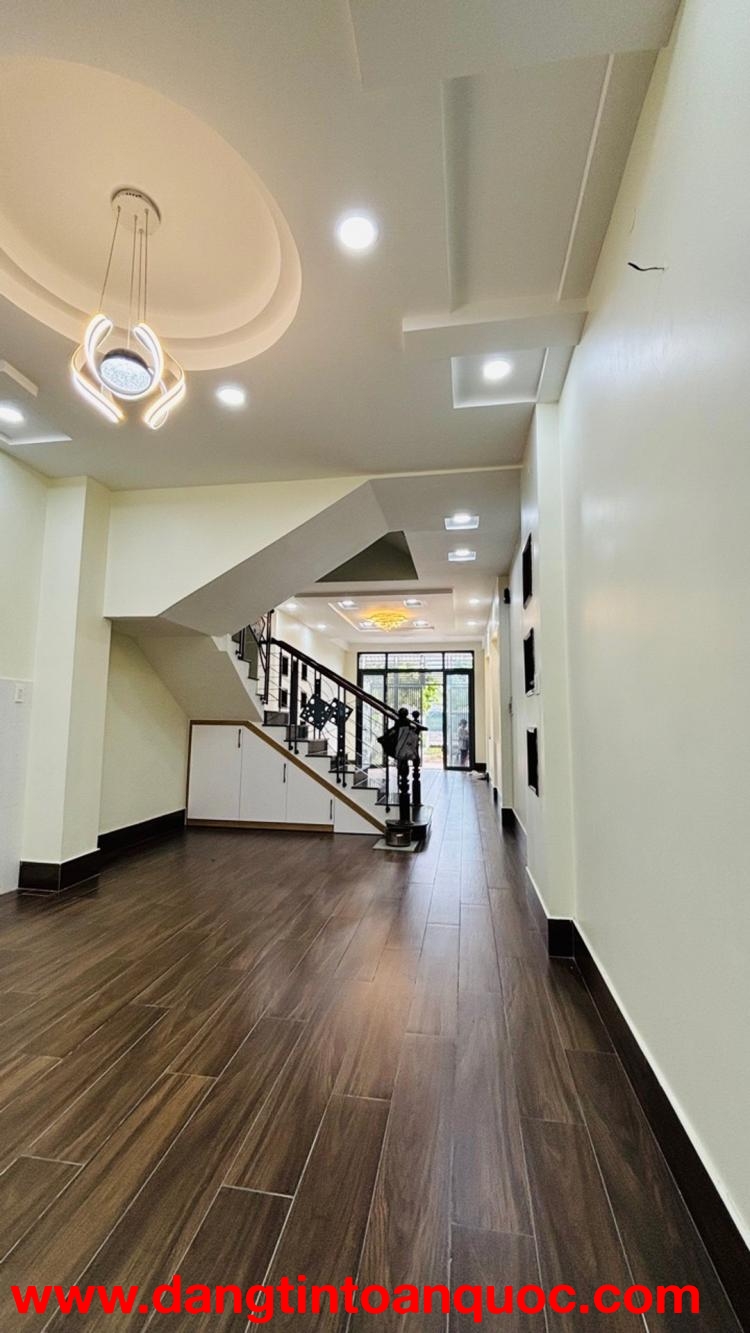 Bán nhà mặt tiền 4 tầng KDC Ứng Thành 4x20 chỉ 8 tỷ 8 ngay Lê Bôi