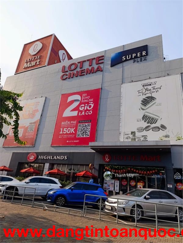 MẶT TIỀN KINH DOANH NGUYỄN VĂN LƯỢNG & GẦN SIÊU THỊ LOTTE MART - Nhà 4 Tầng DT 4.2x11M vuông vức