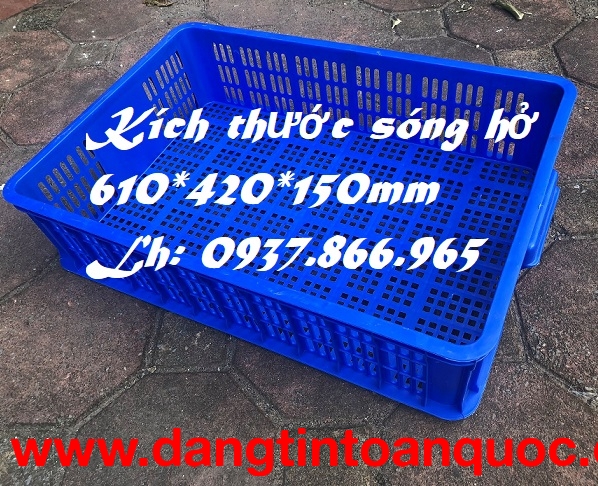 Sọt nhựa chứa rau củ ở cửa hàng tiện ích, sóng nhựa rỗng, sọt cao 15 tại Long Biên 