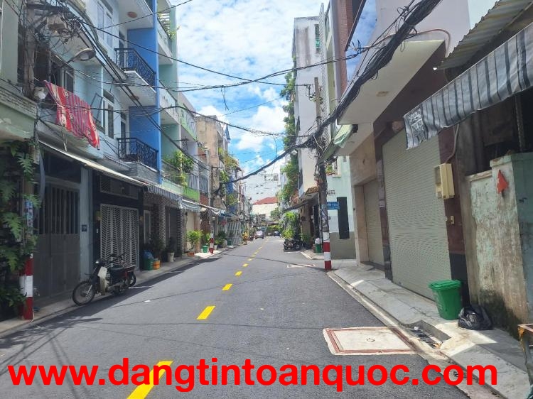 Chỉ 10 tỷ - 60m² - 4 tầng BTCT - HXH 9M Luỹ Bán Bích - Tân Phú.