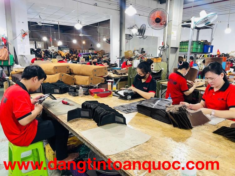 NGUỒN SỈ PHỤ KIỆN DA CÓ SẴN - NHẬP HÀNG TRỰC TIẾP