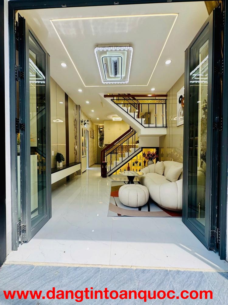 Nhà mới 2lầu hẻm 154 Âu Dương Lân P3Q8 P.Chánh Hưng