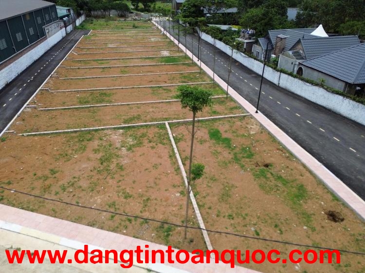 ĐẤT HOÀ LẠC GIÁ TỐT – CHÍNH CHỦ CẦN BÁN 100m FULL  NHỈNH 2 TY