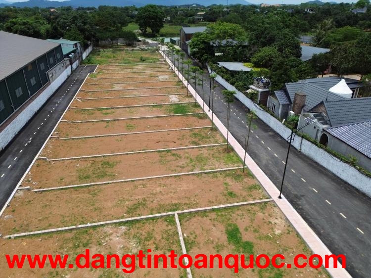 ĐẤT HOÀ LẠC ĐẸP HIẾM CÓ – CHÍNH CHỦ BÁN