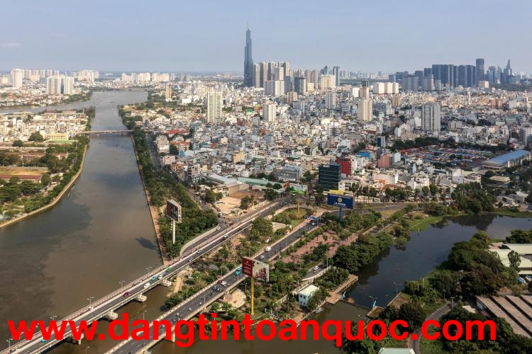 Nhà Mặt Phố Bàu Cát 133m2 - Sổ Hồng 2 Tầng - GIÁ 15 Tỷ - LH: 0898333313