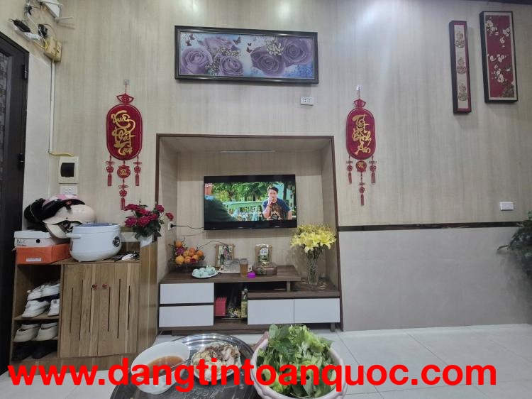 Bán gấp giá rẻ nhà Nguyễn Đức Cảnh 2  tầng, 17m, mặt tiền 3.8m, 1.9 tỷ Hoàng Mai.