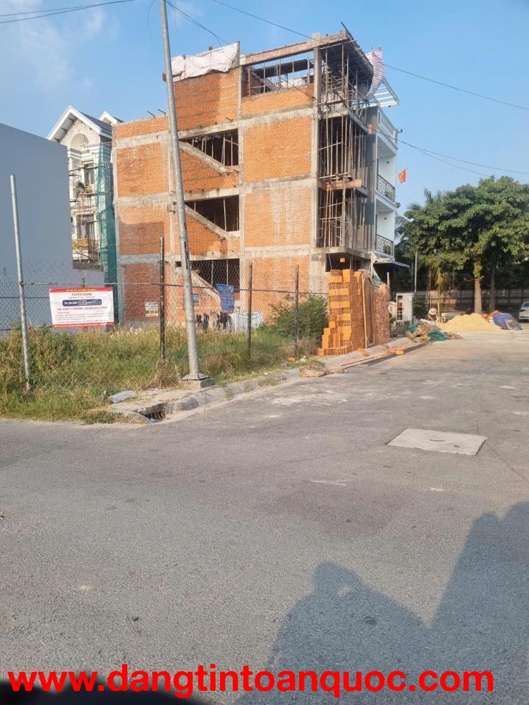 BÁN ĐẤT 80.3M2, SẴN SỔ, LÔ GÓC 2 MẶT TIỀN ĐƯỜNG RỘNG 8M THÔNG QUA Đ.BÀ ĐIỂM 4, Đ.THỚI HÒA, VĨNH LỘC 