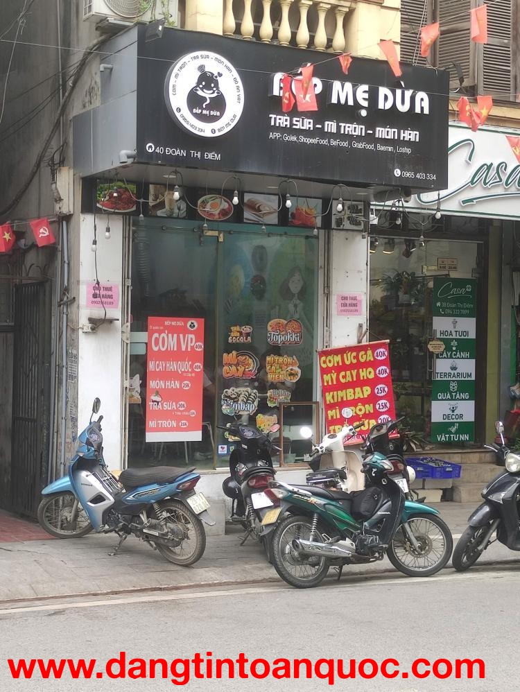 Sang nhượng quán tại 40 Đoàn Thị Điểm, Đống Đa, Hà Nội