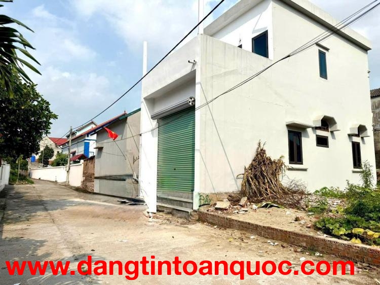 HÀNG HIẾM VĂN LÂM – NHÀ 2 TẦNG SẴN Ở, GIÁ ĐẦU TƯ