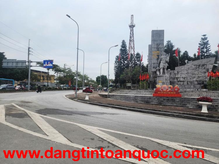 CẦN BÁN CĂN NHÀ 4 TẦNG MỚI TINH Ở THỊ TRẤN PHƯỢNG. HÀ NỘI.
NHÀ ĐƯỢC THIẾT KẾ HIỆN ĐẠI.