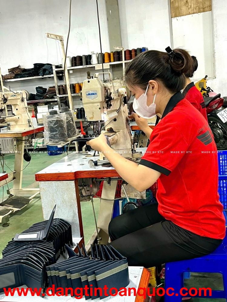 QUÀ TẶNG DOANH NGHIỆP KHÔNG CẦN QUÁ CẦU KỲ