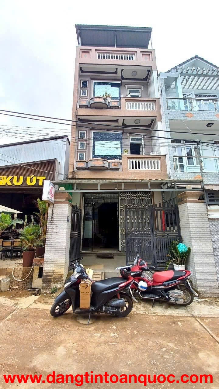 Cho thuê nhà 8 phòng Nguyễn Công Trứ phường 8 Đà Lạt 22 triệu/tháng