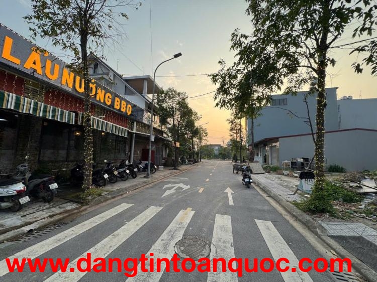 VỊ TRÍ KIM CƯƠNG TẠI ĐẤT THỊ TRẤN TỔ 1 -TẠI SÓC SƠN HÀ NỘI -DT 90 M FUN THỔ CƯ