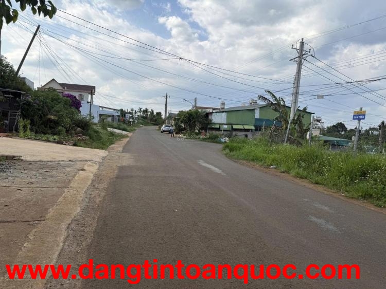 ĐẤT ĐẸP – GIÁ TỐT –CHÍNH CHỦ CẦN BÁN LÔ ĐẤT đường Nguyễn Trung Trực, xã Tân Châu, Di Linh, Lâm Đồng
