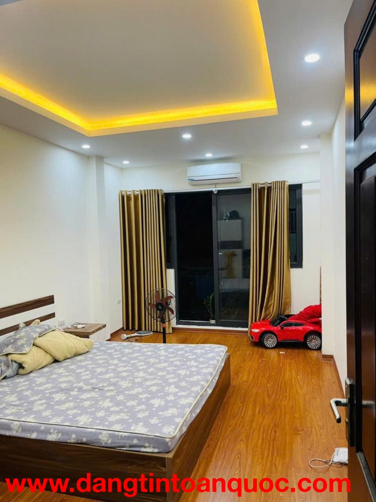 DUY NHẤT 1 CĂN Giáp Nhị Hoàng Mai 35m  – Nhà 6 Tầng Mới – full nội thất ở ngay - ô tô đỗ cửa - 9.x T