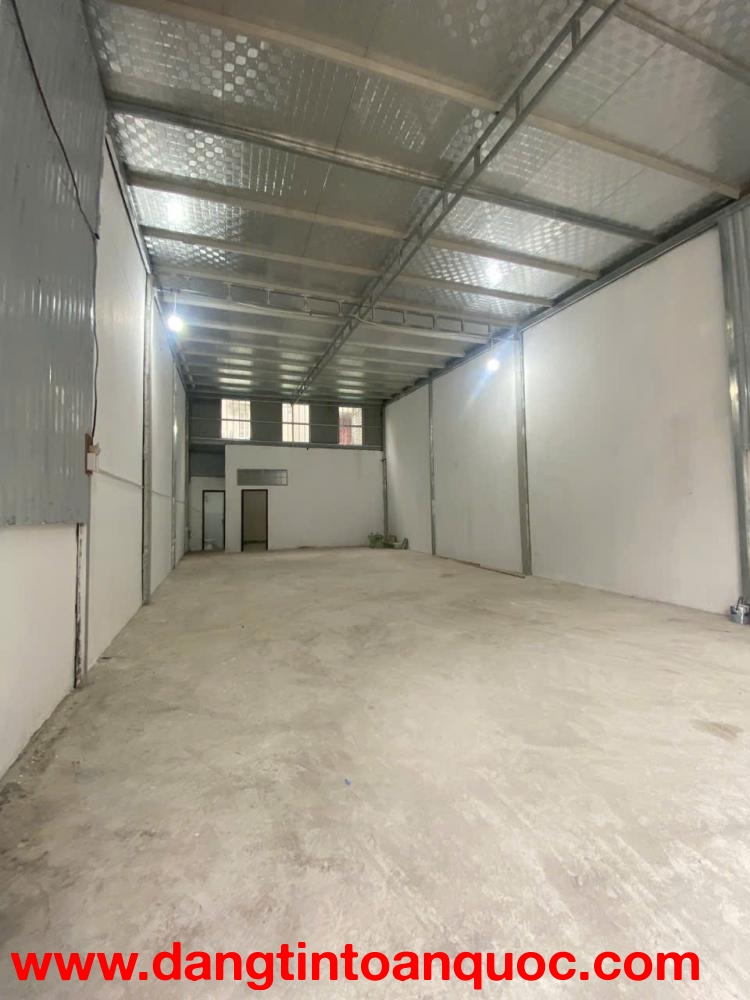 CHO THUÊ KHO LONG BIÊN – 150M² – XE TẢI VÀO TẬN KHO