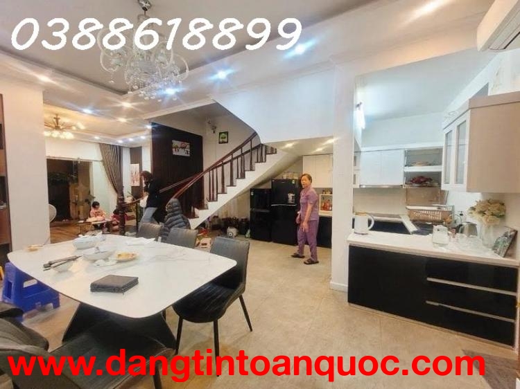 BÁN BIỆT THỰ LINH LANG - BA ĐÌNH - 85M2 - MT 6M - Ô TÔ VÀO NHÀ - 31 TỶ