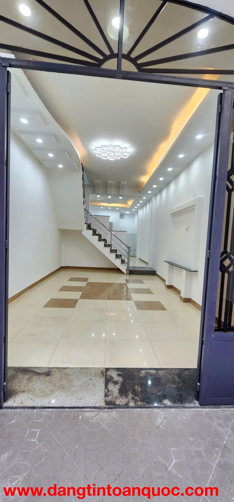 Nhà 2 tầng HXH  Âu Dương Lân P3Q8. Giá: 7.5 tỷ