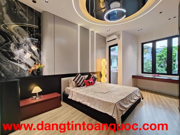 ????????NHÀ MẶT TIỀN 3 TẦNG ĐƯỜNG CHÂU THƯỢNG VĂN - THÔNG TIỂU LA