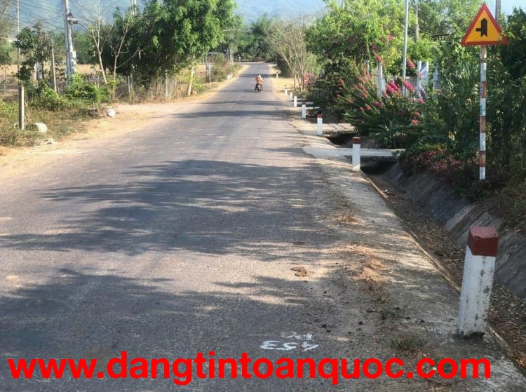 Bán Đất Mặt Tiền Hương Lộ 62 Sông Cầu - 1126.4m2, Ngang 20m - 5 Tỷ (4.4tr/m2) - 2 Mặt Tiền