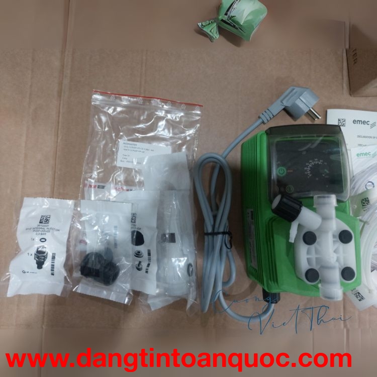 Bơm định lượng EMEC VCL 1802 - 2 L/h 18 bar with level control