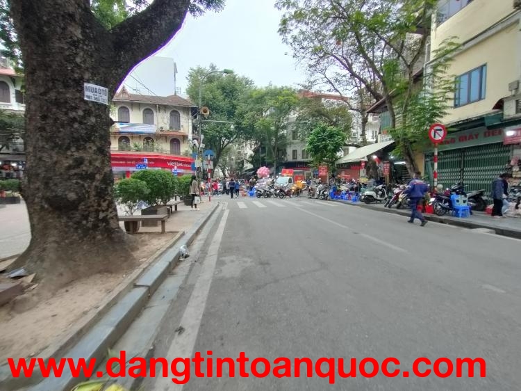 Bán đất mặt phố Hàng Dầu, view hồ Hoàn Kiếm 340m2, mt 11m xây khách sạn quá đẳng cấp