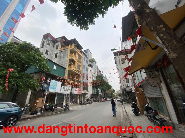????NHÀ MẶT PHỐ LÔ GÓC HIẾM -  ĐẸP - LÕI ĐỐNG ĐA - PHƯỜNG Ô CHỢ DỪA.