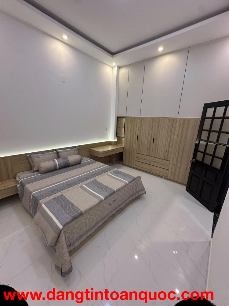 ????????Bán nhà 2 tầng đường 7,5m Nguyễn Công Hoan - trục đường kinh doanh