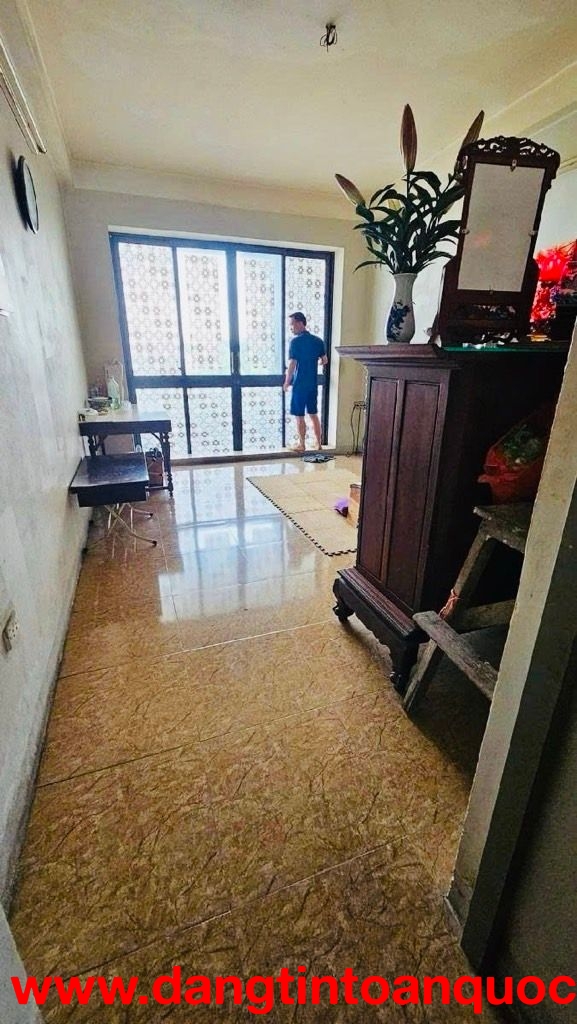 Bán nhà Đẹp Việt Hưng- Dân Xây- Phân Lô TĐC- Vỉa hè Oto tránh 65m 5 tầng nhỉnh 15 tỷ