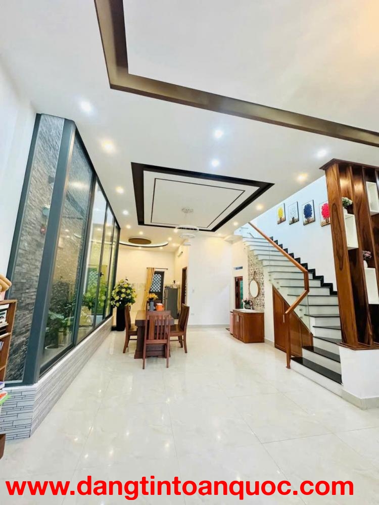 ????????Bán nhà 2 tầng 2 mê đường 7,5m TRÀ NA 4