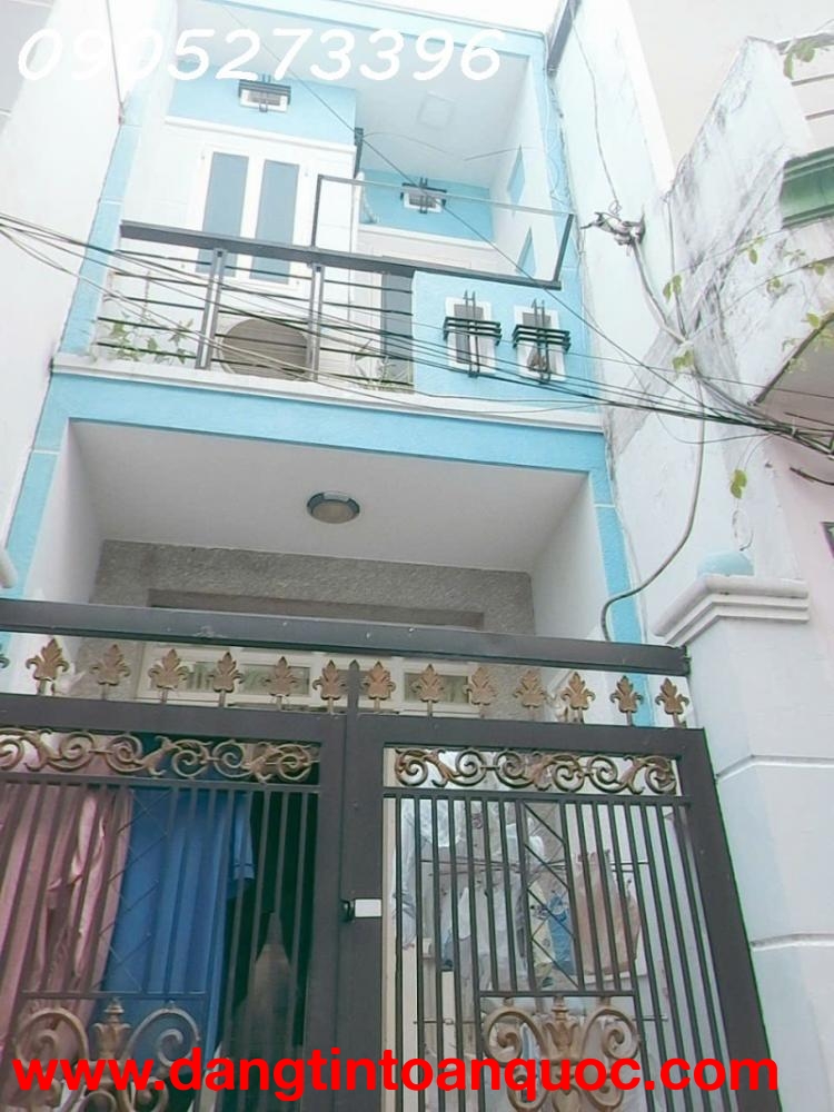 2 TẦNG BTCT LÊ VĂN DUYỆT BÌNH THẠNH GIÁP QUẬN 1, PHÚ NHUẬN, 38M2, HẺM 3M , GẦN MẶT TIỀN, NHÀ MỚI Ở L