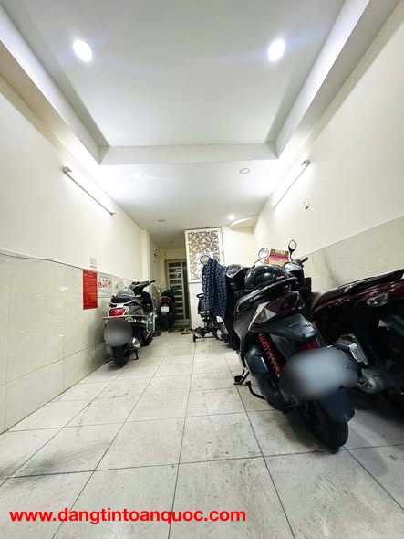 Nhà Sát Đường Vĩnh Viễn Phường 4 Cũ Quận 10.