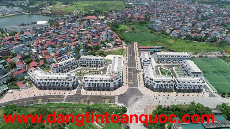 BÁN NHÀ LIỀN KỀ THẠCH BÀN 130M2 - 4 TẦNG THÔ - VỊ TRÍ ĐẮC ĐỊA- 2X TỶ