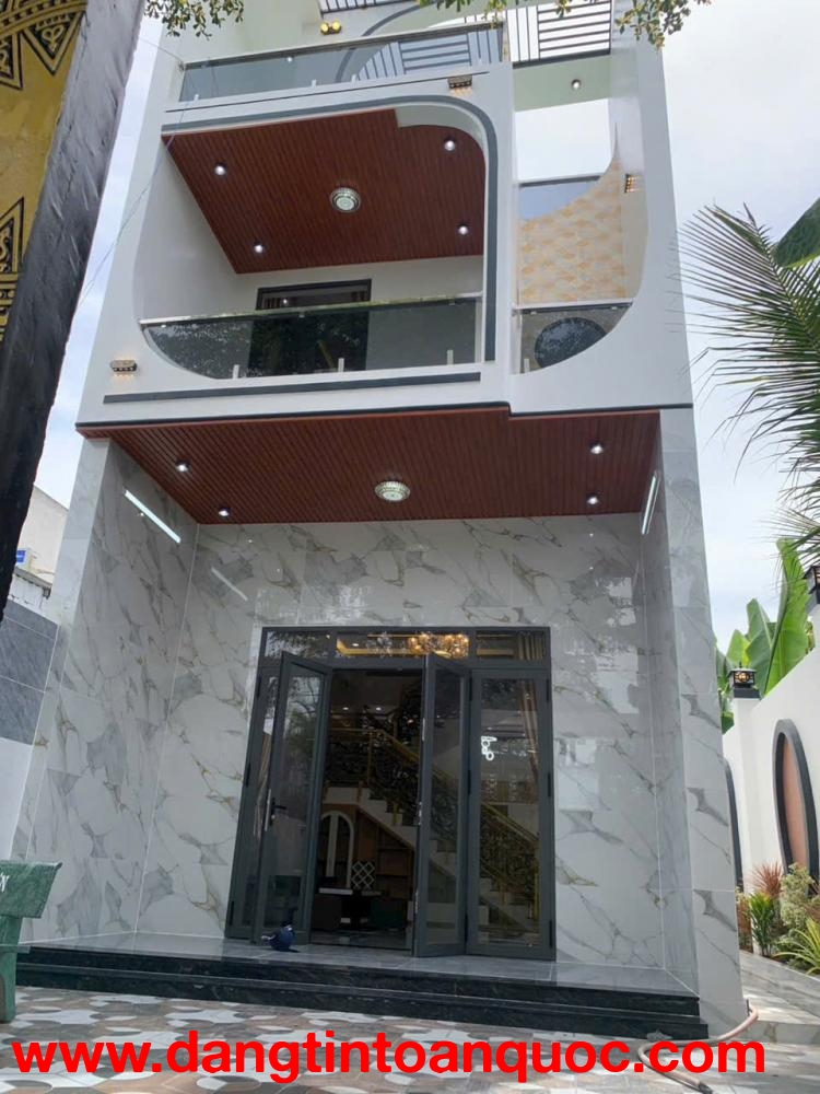 CHÍNH CHỦ BÁN NHÀ VƯỜN CAO CẤP – ĐỨC HÒA - LONG AN