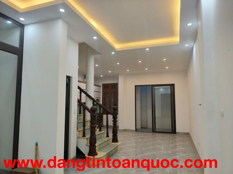 12.8 TỶ: MUA 40M² XÂY MỚI HAY 77M² ĐẤT RỘNG Ở PHÚ THƯỢNG?