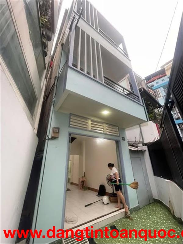 Nhà Đường Nguyễn Chí Thanh Phường 3 Cũ Quận 10.