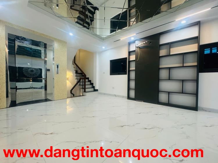 ???? NHÀ ĐẸP THẠCH BÀN – THANG MÁY – GARA Ô TÔ – FULL NỘI THẤT ????