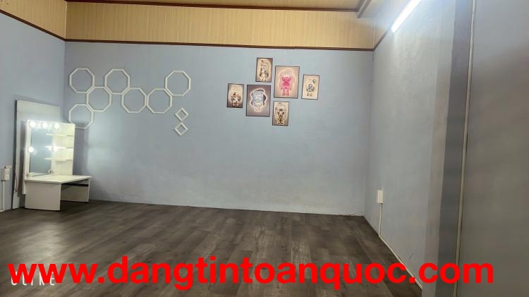 CHO THUÊ PHÒNG MẶT TIỀN ĐƯỜNG 25A , TÂN QUY, QUẬN 7