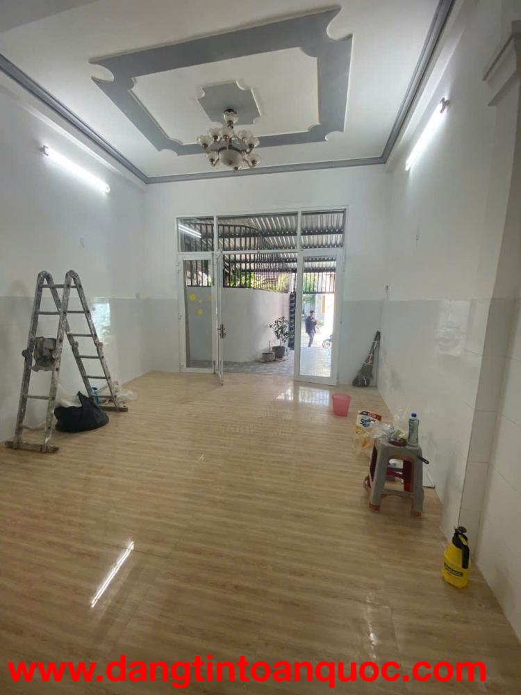 B.á.n Nhà 2 tầng đường hẻm Trần Phú - Vĩnh Nguyên , TP Nha Trang - Dt 72m2 _ Gia 4ty5 - Lh : 0905.72