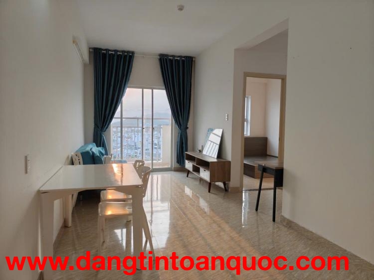 B.Á.N CĂN GÓC CC HOÀNG QUÂN –NHA TRANG -  VIEW NGOÀI THOÁNG MÁT

 - G.ía : 2tỷ050 - Lh 0905.724.084 