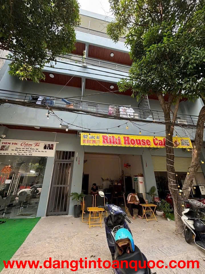 Sang nhượng quán Cafe Mặt tiền hẻm Bác Ái, Tân Phú.