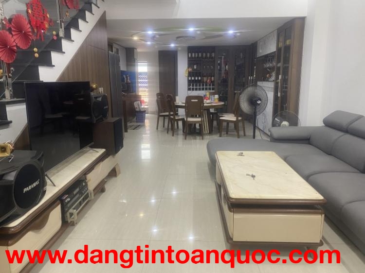 Nhà 4 tầng Quách Thị Trang Hòa Xuân 100m2 đường 7,5m giá 8,5 tỷ